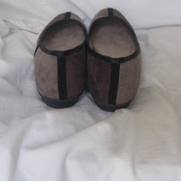 New Cliffs by White Mountain brown Henderson flats - Picture 5 of 5